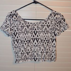 H&M Patterned Crop Top